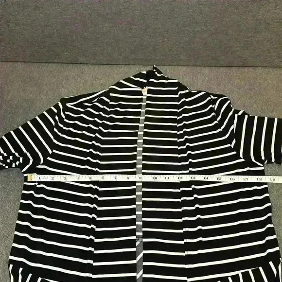 Chico's Size 0 (same as size 4/6) Striped Open Front Poly/Spandex Cardigan - Picture 11 of 12